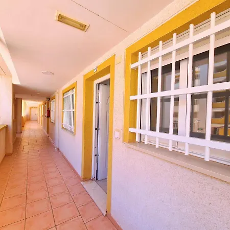 Mar De Cristal Resort Apartamentos - Parking Exterior photo